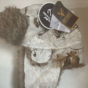 NWT RealTree flapper hat with 3M Thinsulate